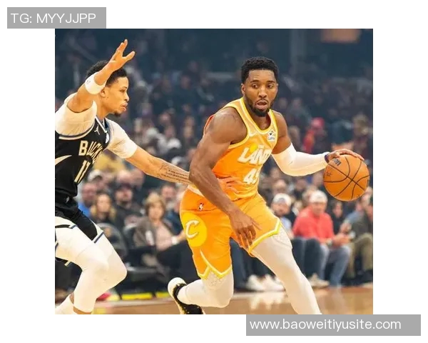 米切尔短暂出场表现平平18分钟内仅得7分助攻两次