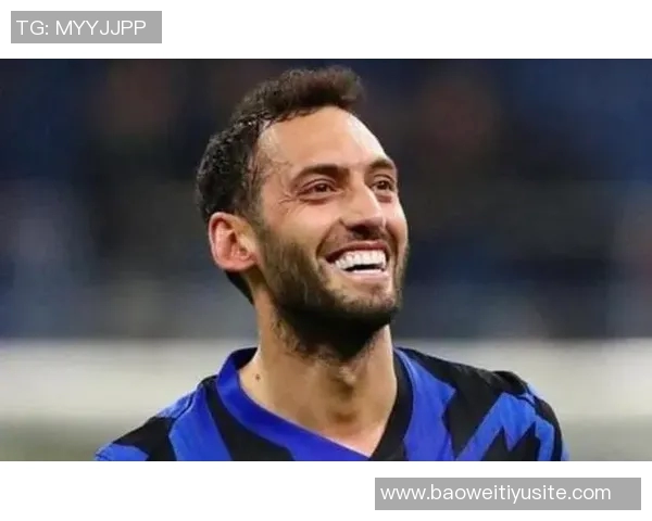 加拉塔萨雷冬窗再度追求恰尔汗奥卢国米坚决不降转会费 加拉塔萨雷冬窗再度追求恰尔汗奥卢国米坚决不降转会费