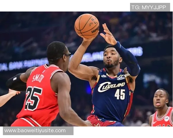 米切尔回应下半场零分表现称双腿沉重并无大碍 米切尔回应下半场零分表现称双腿沉重并无大碍